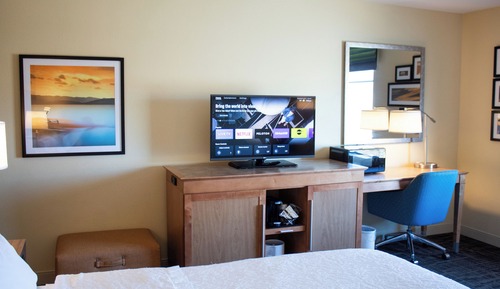 Zimmer, 1 King-Bett, Nichtraucher, Kühlschrank und Mikrowelle