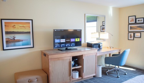 Zimmer, 1 King-Bett, barrierefrei, Nichtraucher (Rollin Shower)