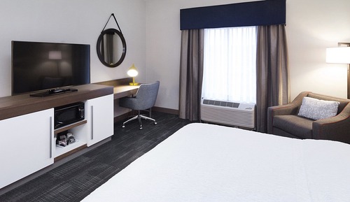 Zimmer, 1 King-Bett, barrierefrei, Badewanne