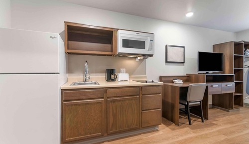 Standard-Studio, Nichtraucher, Kühlschrank und Mikrowelle