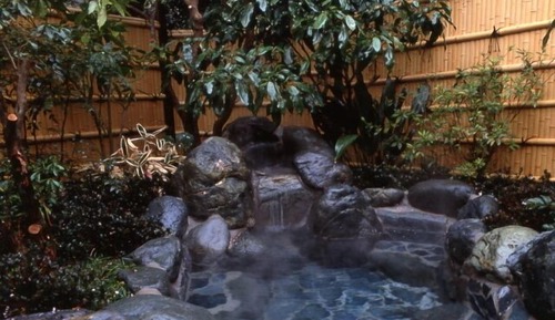 Zimmer, Annex (Class 4,Run of House, Deluxe)