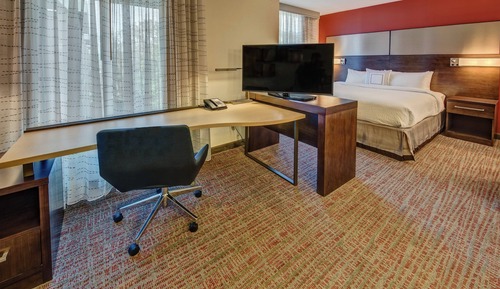 Studio, 1 King-Bett und Schlafsofa, Nichtraucher (Mobility/Hearing Access, Roll-in Shwr)