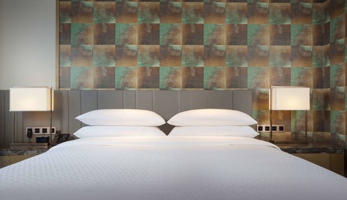 Zimmer, 1 King-Bett, Stadtblick