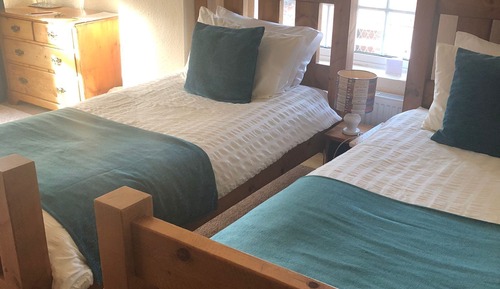 Zweibettzimmer, mit Bad