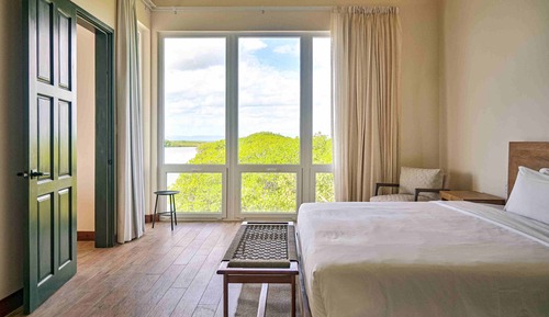 One Bedroom Beachfront Villa