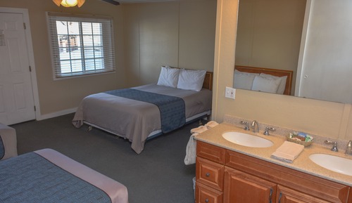 Basic-Dreibettzimmer, Mehrere Betten