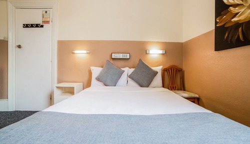 Standard-Doppelzimmer