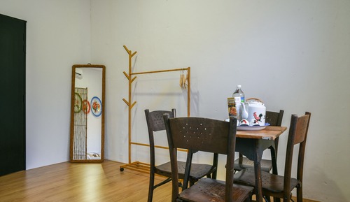 Standard-Vierbettzimmer, Gemeinschaftsbad