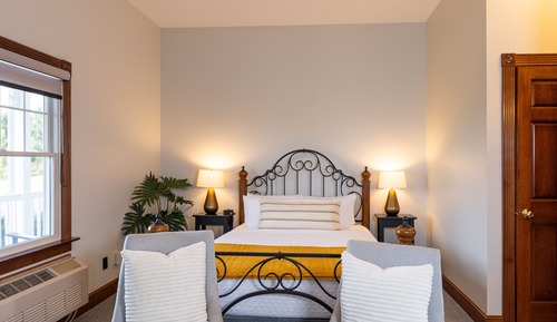 Comfort-Zimmer, 1 Queen-Bett