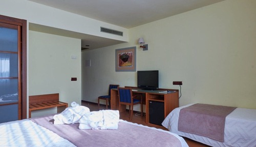 Dreibettzimmer
