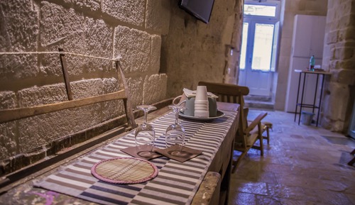 Studiosuite (Cava)