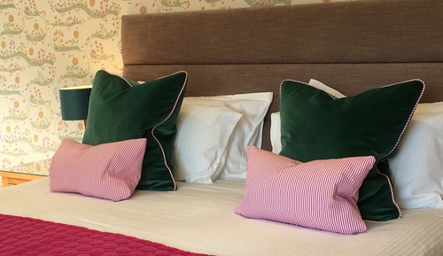 Deluxe-Doppel- oder -Zweibettzimmer