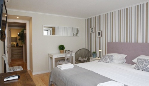 Comfort-Doppel- oder -Zweibettzimmer