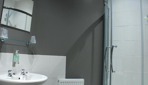 Doppelzimmer, mit Bad