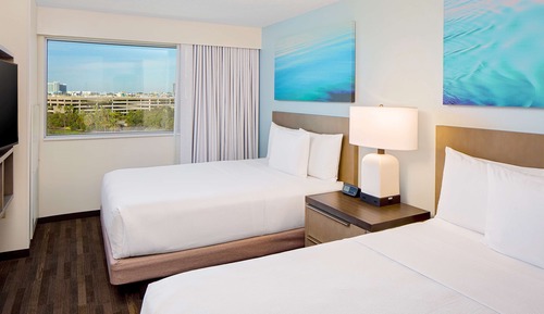 Studiosuite, Küche (2 Queen Beds with Sofa Bed)