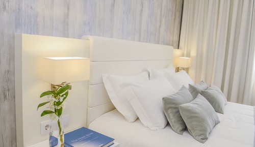 Standard-Doppel- oder -Zweibettzimmer