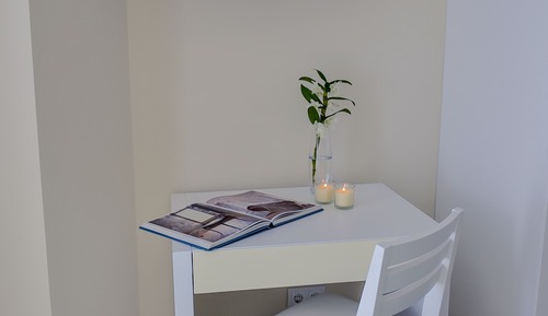 Superior-Doppel- oder -Zweibettzimmer, Balkon, Poolblick (4)