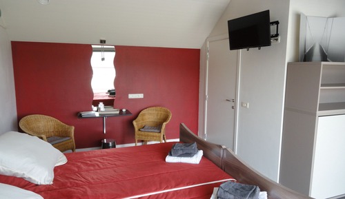 Familien-Dreibettzimmer, barrierefrei, zum Garten hin
