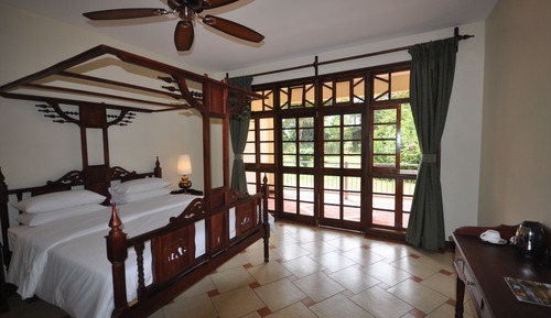 Superior-Zimmer, Poolblick