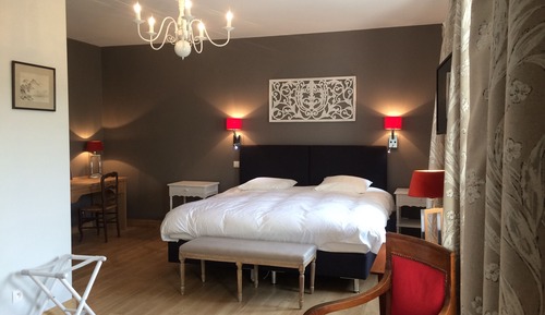 Deluxe-Doppel- oder -Zweibettzimmer, eigenes Bad (Grand Cour)