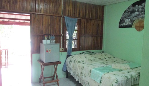 Standard-Doppelzimmer, 1 Queen-Bett, Nichtraucher, Poolzugang