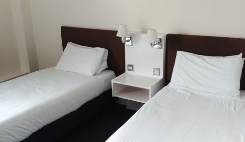 Zweibettzimmer, mit Bad
