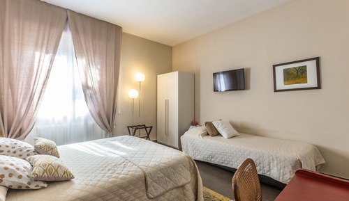 Dreibettzimmer