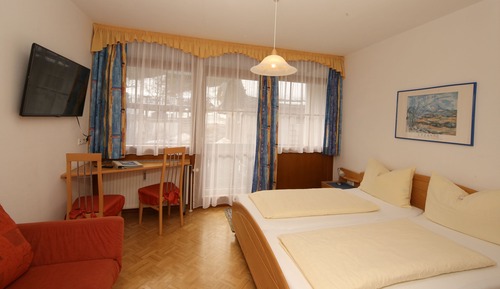 Dreibettzimmer