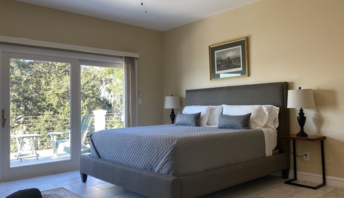 Deluxe-Zimmer, 1 King-Bett, Terrasse, Flussblick