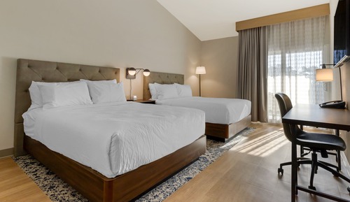 Traditional-Zimmer, 2 Queen-Betten