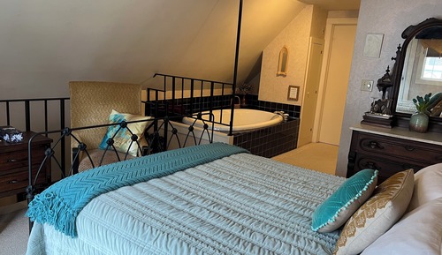 Luxury-Doppelzimmer, 1 Queen-Bett, Whirlpool, Gartenblick (Vienna Balconies)