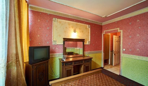 Doppel- oder Zweibettzimmer