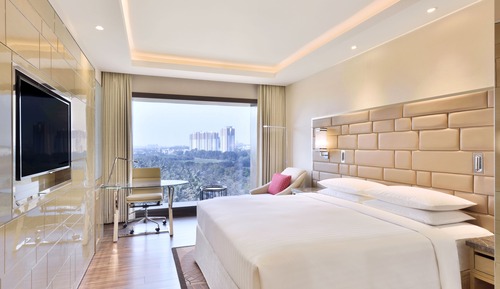 Deluxe-Zimmer, 1 King-Bett, Nichtraucher, Stadtblick