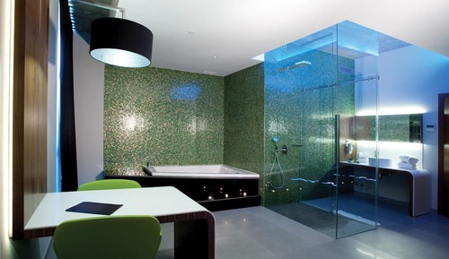 Suite, Whirlpool