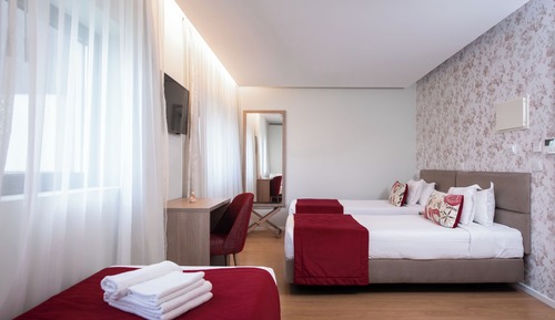 Dreibettzimmer