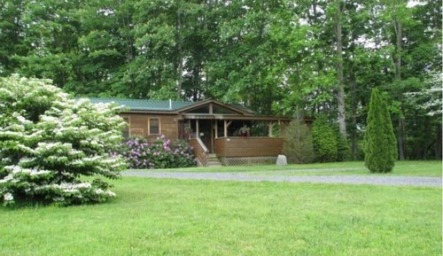 Ferienhütte, eigenes Bad (Mountain River)