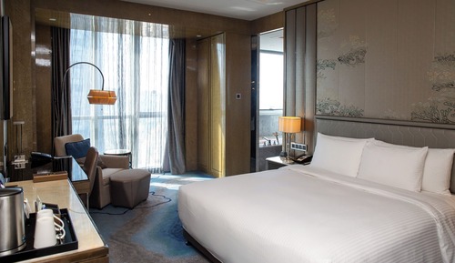 Superior-Zimmer, 1 Queen-Bett, Stadtblick