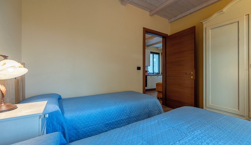 Grand-Apartment, 2 Schlafzimmer, Terrasse, Blick auf den Weinberg