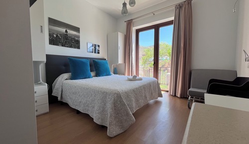 Basic-Studio, Bergblick