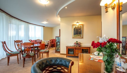 Presidential-Suite