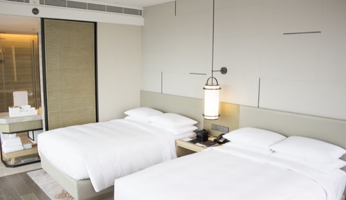 Zimmer, 2 Doppelbetten