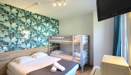 Standard-Vierbettzimmer