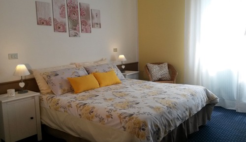 Dreibettzimmer