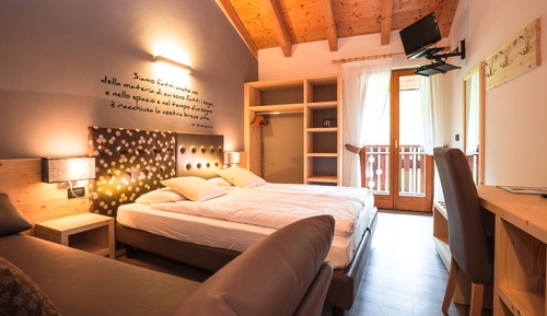 Superior-Dreibettzimmer