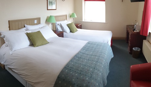 Superior-Doppel- oder -Zweibettzimmer, eigenes Bad