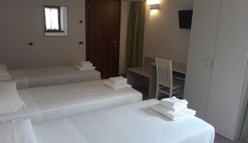 Standard-Dreibettzimmer