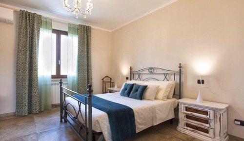 Premium-Doppelzimmer, mit Bad, Gartenblick