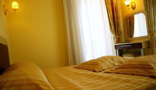 Classic-Dreibettzimmer