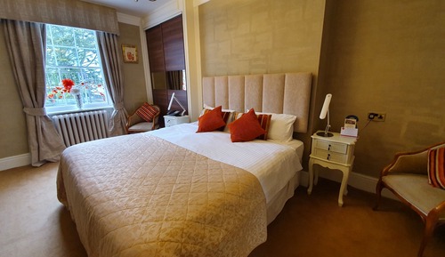 Executive-Doppel- oder -Zweibettzimmer