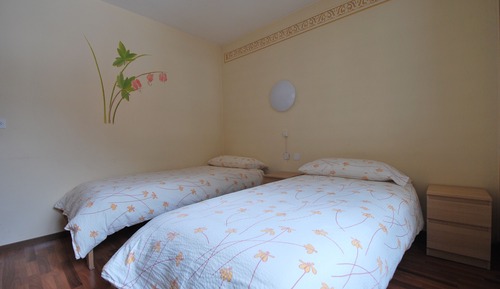 Familien-Vierbettzimmer, Mehrere Betten